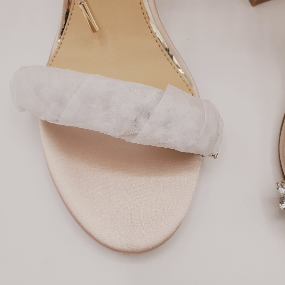 Badgley Mischka Jewel, Uzuri, Champagne NWOB - Picture 11 of 11